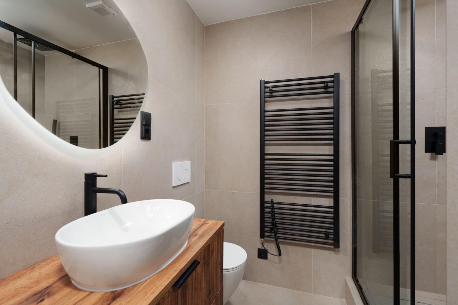 Predaj bytu 3-izbový 75 m², Alfonse Muchy, Litoměřice, Ústecký kraj Predaj bytu 3-izbový 75 m², Alfonse Muchy, Litoměřice, Ústecký kraj