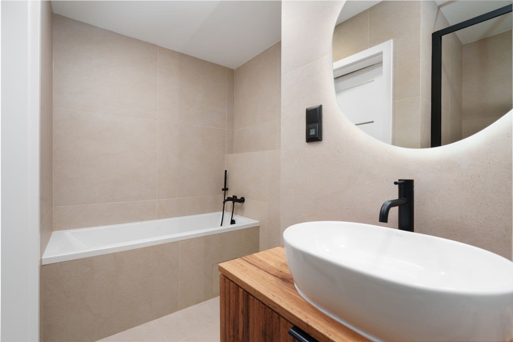 Predaj bytu 3-izbový 75 m², Alfonse Muchy, Litoměřice, Ústecký kraj Predaj bytu 3-izbový 75 m², Alfonse Muchy, Litoměřice, Ústecký kraj