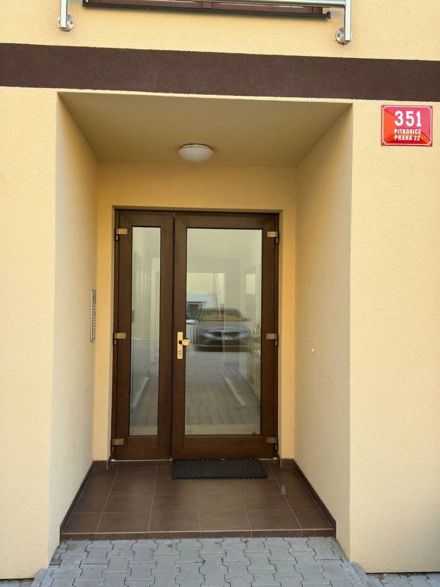 Predaj bytu 2-izbový 43 m², V Pitkovičkách, Praha, Praha Predaj bytu 2-izbový 43 m², V Pitkovičkách, Praha, Praha