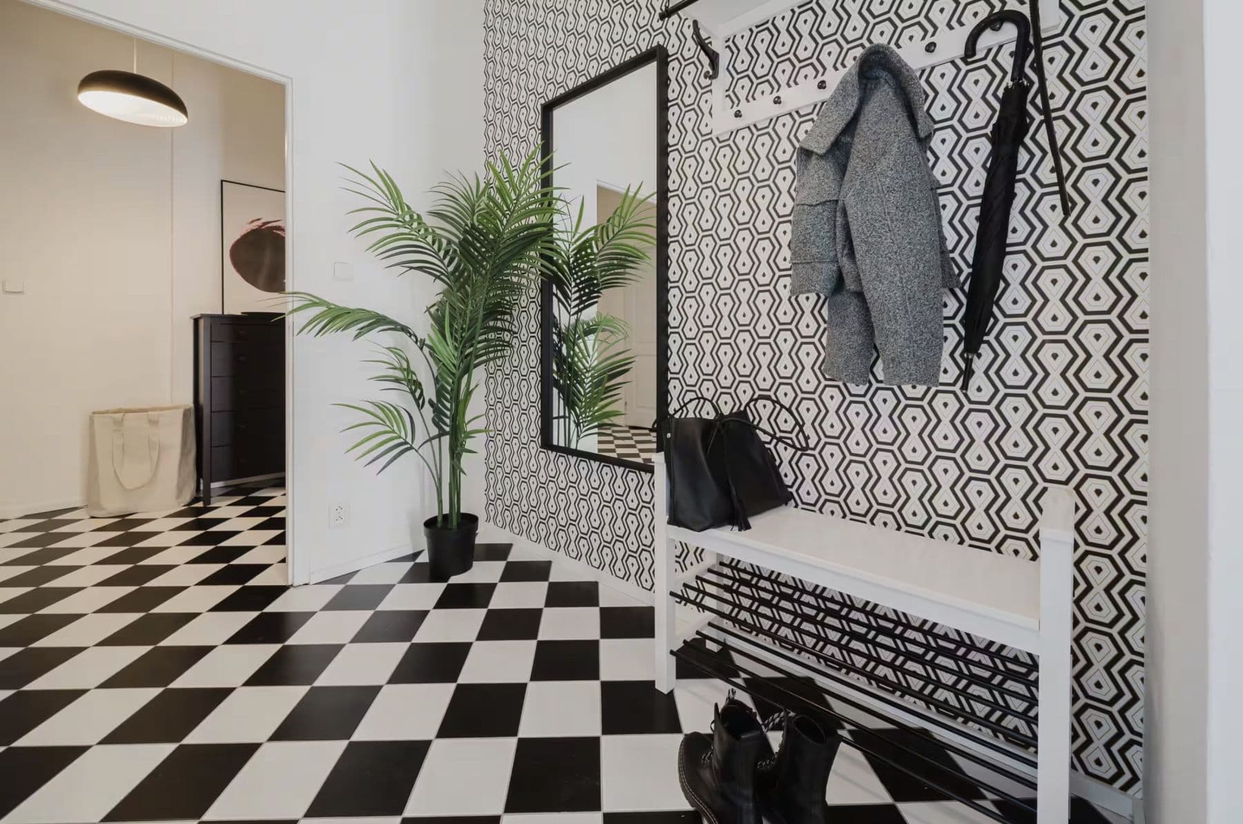 Prenájom bytu 75 m², Milíčova, Praha, Praha Prenájom bytu 75 m², Milíčova, Praha, Praha