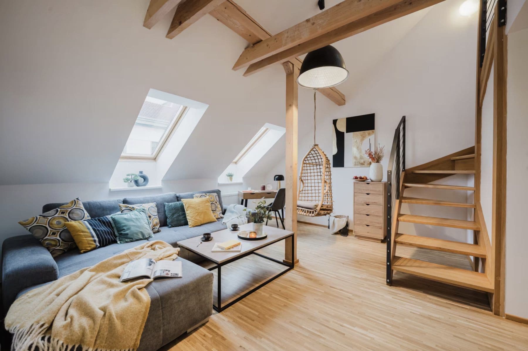 Prenájom bytu 100 m², Milíčova, Praha, Praha Prenájom bytu 100 m², Milíčova, Praha, Praha