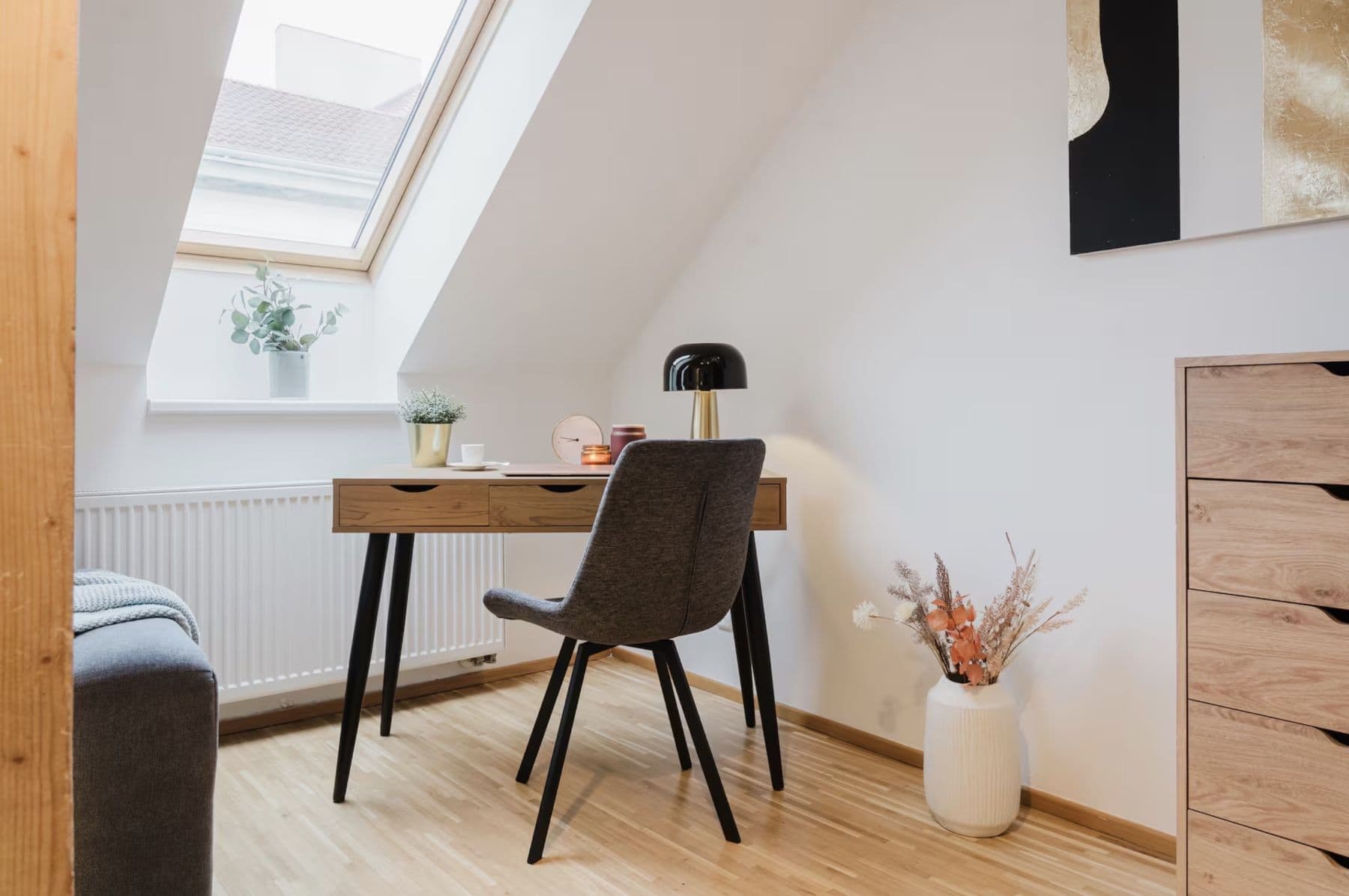 Prenájom bytu 100 m², Milíčova, Praha, Praha Prenájom bytu 100 m², Milíčova, Praha, Praha