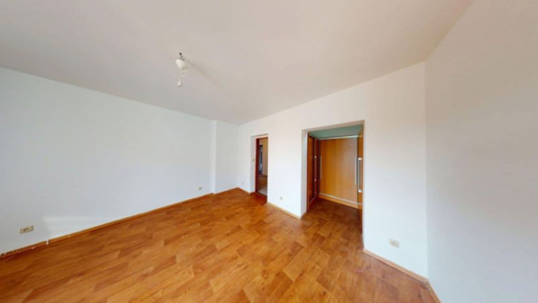 Predaj domu 115 m², pozemek 2.603 m², Zelená, Hradec Králové, Královéhradecký kraj Predaj domu 115 m², pozemek 2.603 m², Zelená, Hradec Králové, Královéhradecký kraj