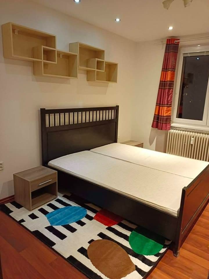 Prenájom bytu 2-izbový 56 m², Sečovská, Ružinov, Bratislavský kraj Prenájom bytu 2-izbový 56 m², Sečovská, Ružinov, Bratislavský kraj