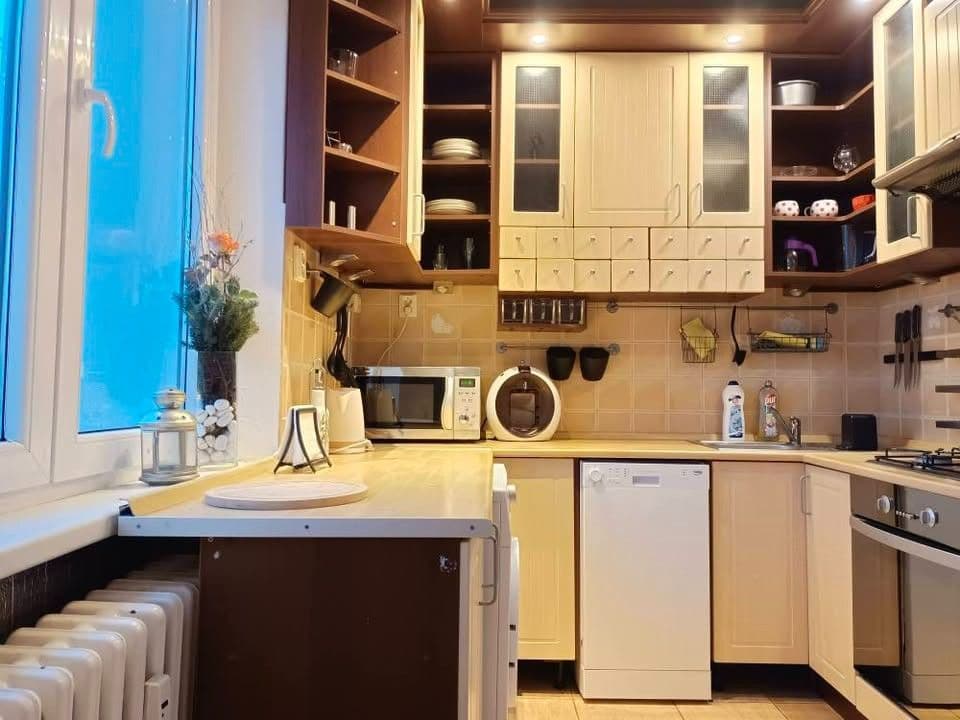 Prenájom bytu 2-izbový 56 m², Sečovská, Ružinov, Bratislavský kraj Prenájom bytu 2-izbový 56 m², Sečovská, Ružinov, Bratislavský kraj