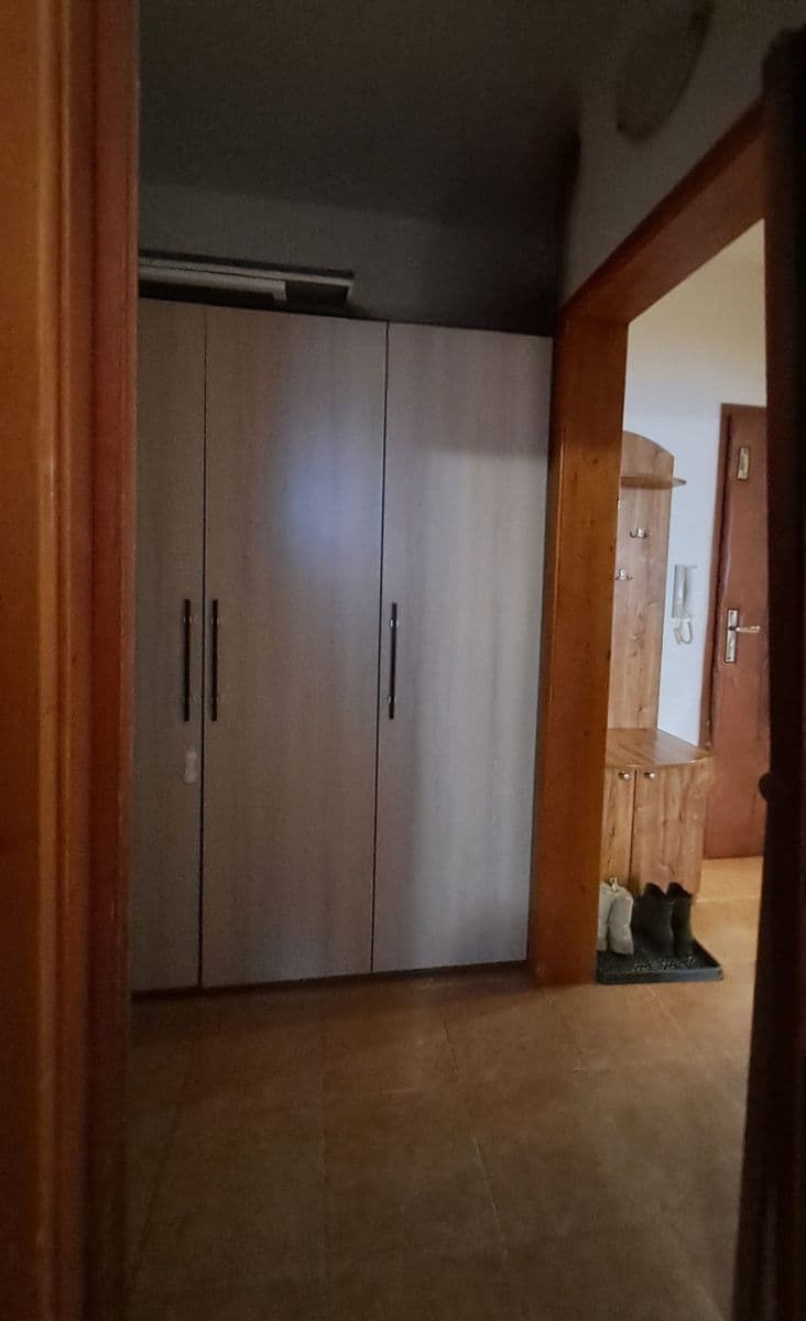 Prenájom bytu 1-izbový 42 m², Brandtova, Ústí nad Labem, Ústecký kraj Prenájom bytu 1-izbový 42 m², Brandtova, Ústí nad Labem, Ústecký kraj