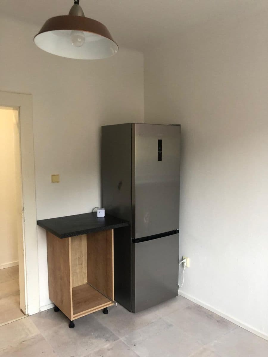 Prenájom bytu 3-izbový 80 m², Prvomájová, Praha, Praha Prenájom bytu 3-izbový 80 m², Prvomájová, Praha, Praha