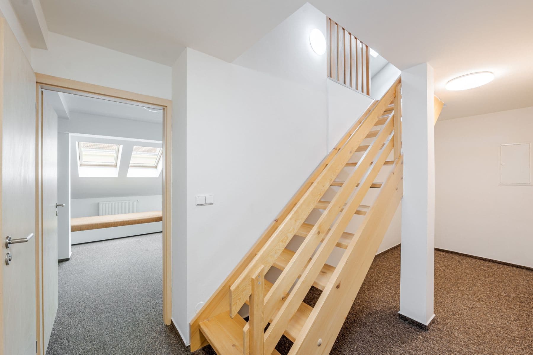 Prenájom bytu 3-izbový 100 m², Sudoměřská, Praha, Praha Prenájom bytu 3-izbový 100 m², Sudoměřská, Praha, Praha