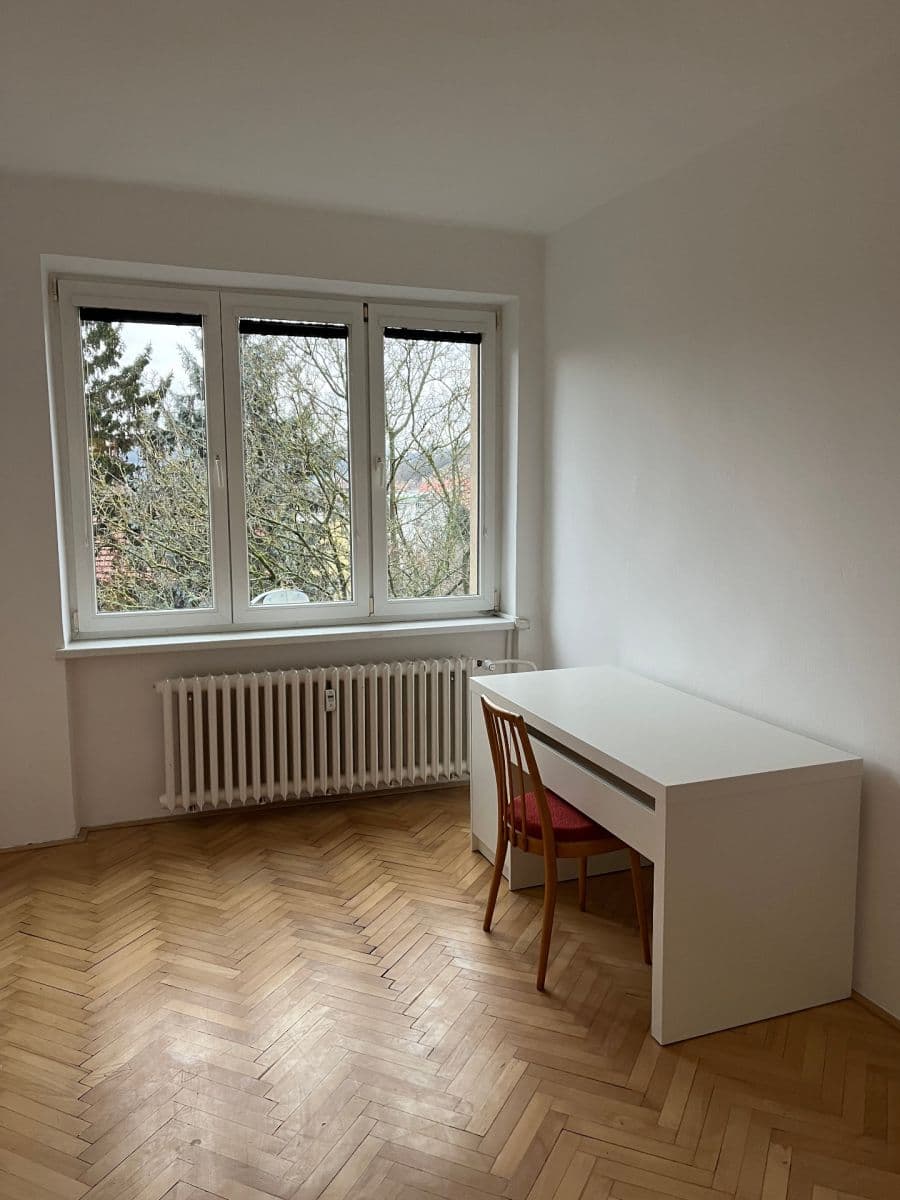 Prenájom bytu 3-izbový 63 m², Jeremenkova, Praha, Praha Prenájom bytu 3-izbový 63 m², Jeremenkova, Praha, Praha