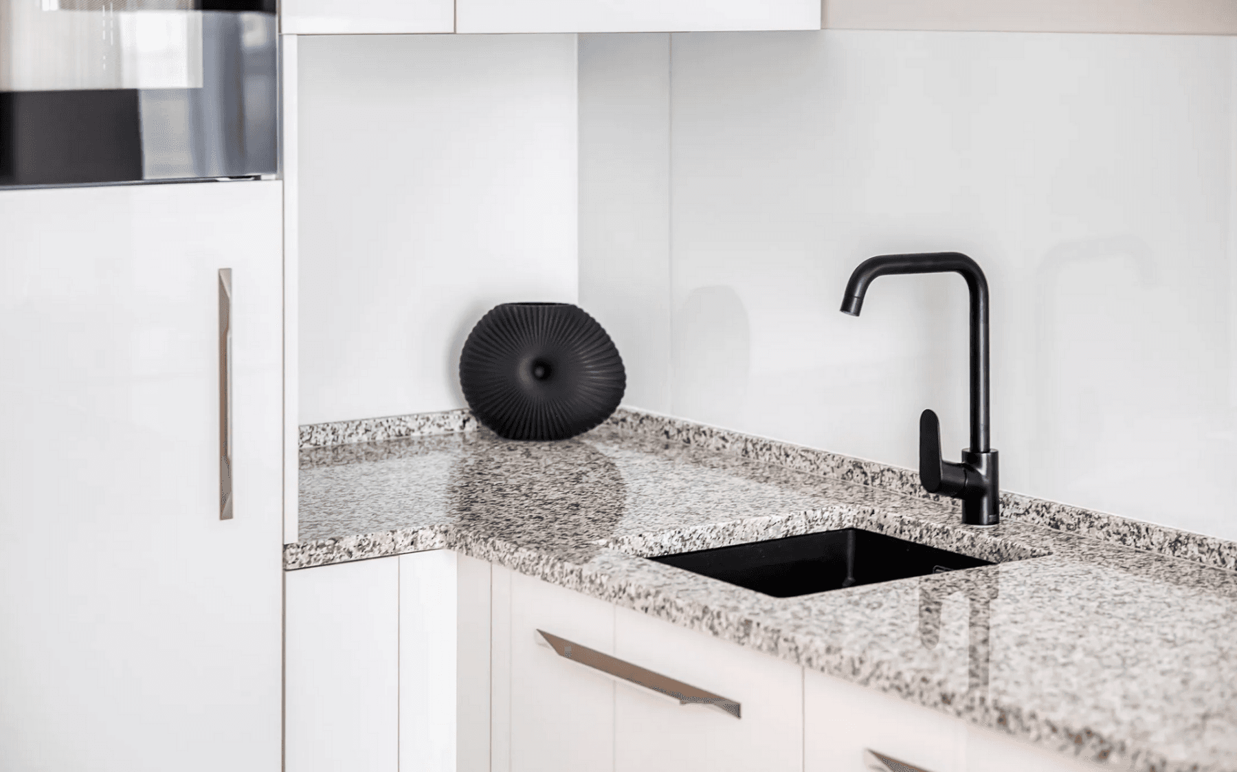 Prenájom bytu 1-izbový 48 m², Orelská, Praha, Praha Prenájom bytu 1-izbový 48 m², Orelská, Praha, Praha