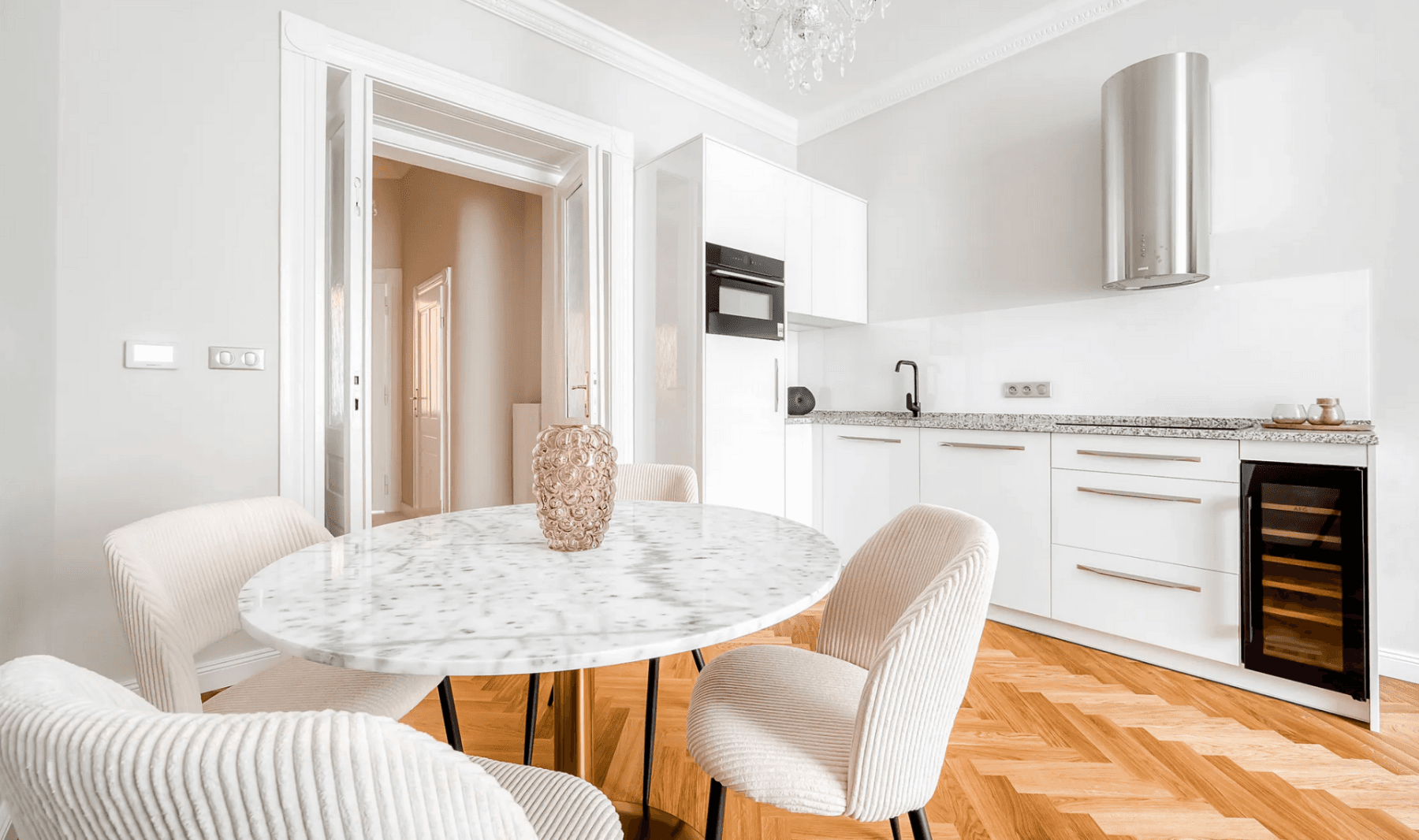 Prenájom bytu 1-izbový 48 m², Orelská, Praha, Praha Prenájom bytu 1-izbový 48 m², Orelská, Praha, Praha