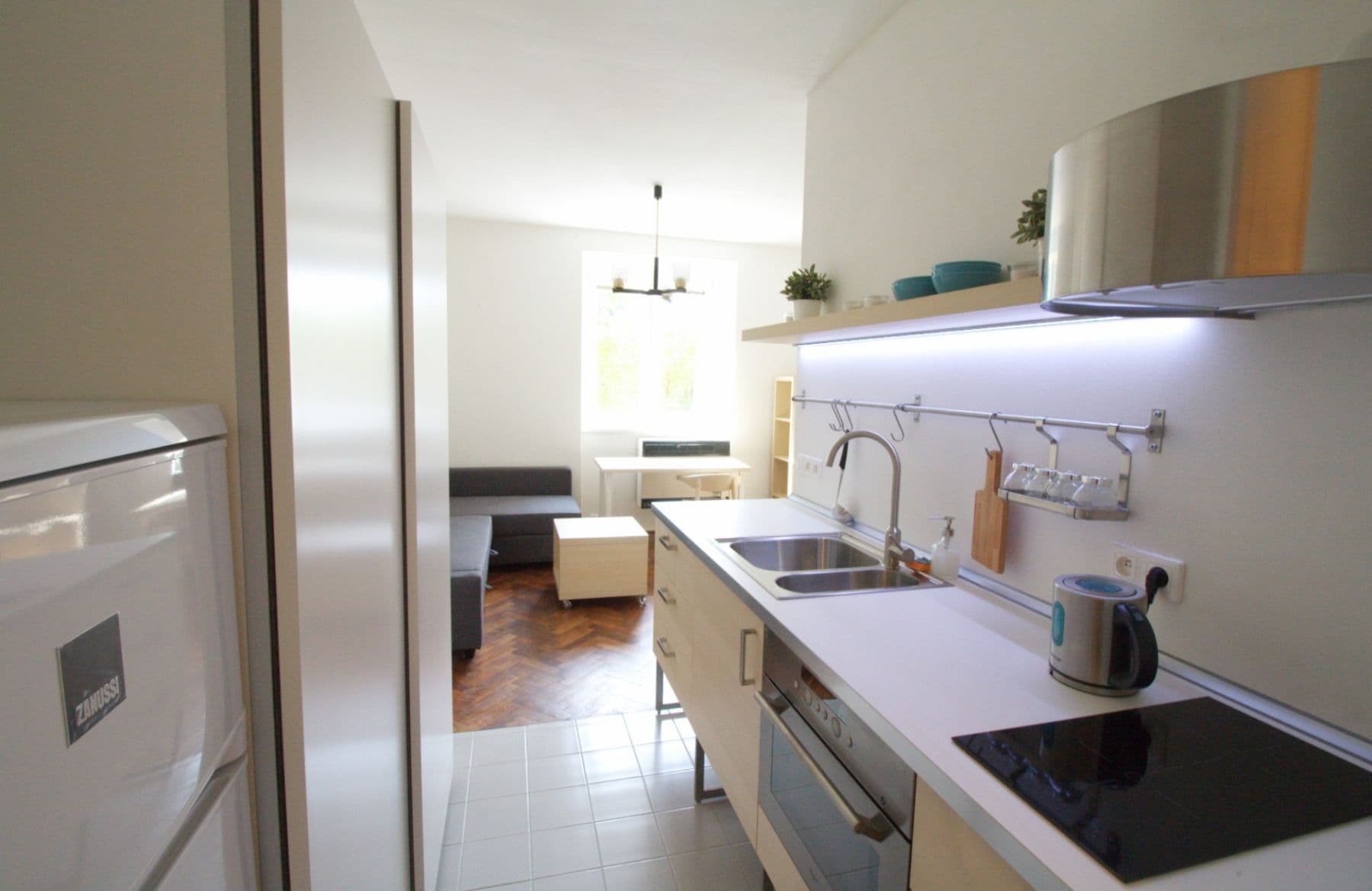 Prenájom bytu 1-izbový 35 m², Milady Horákové, Brno, Jihomoravský kraj Prenájom bytu 1-izbový 35 m², Milady Horákové, Brno, Jihomoravský kraj