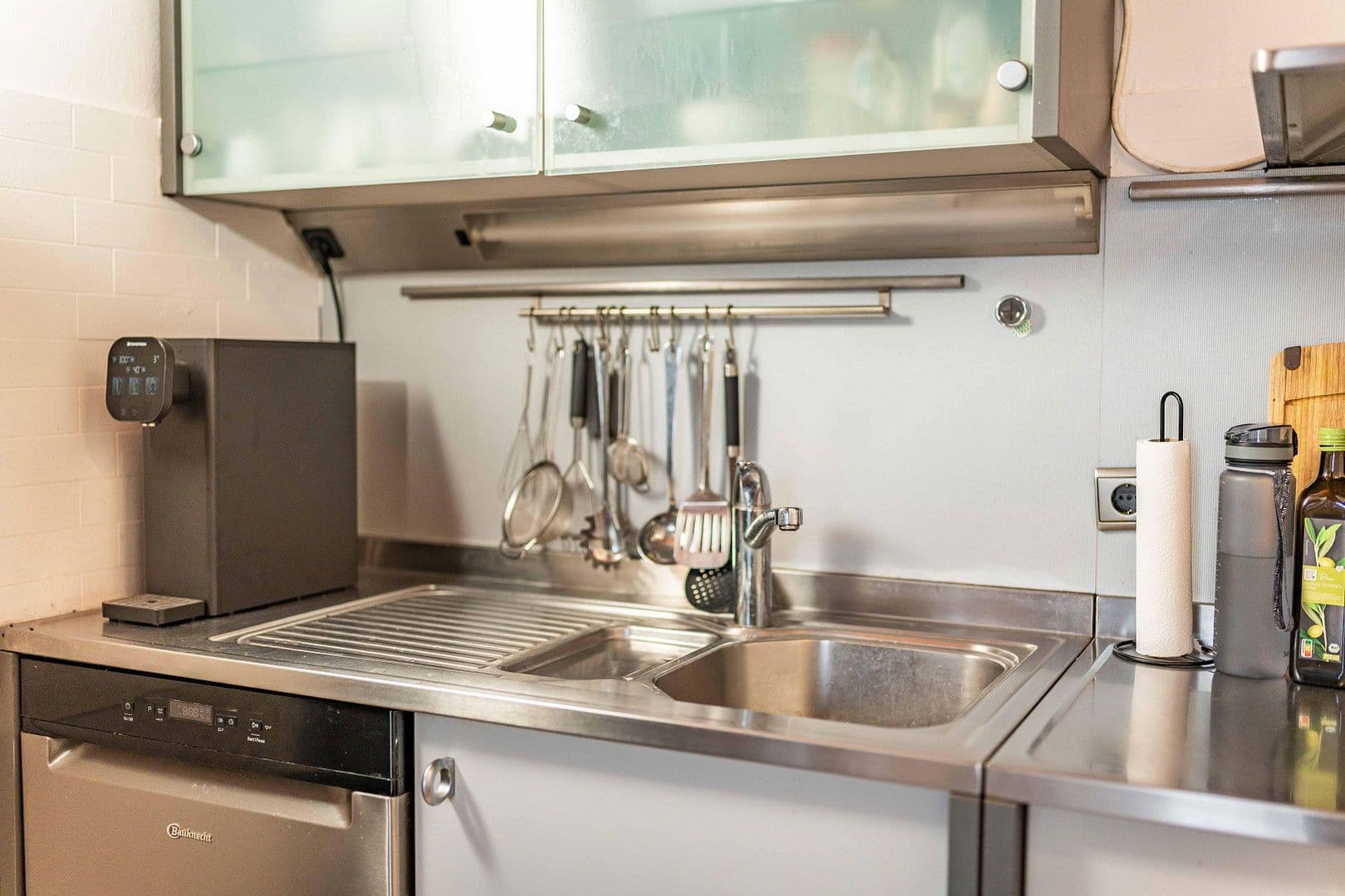 Prenájom bytu 5-izbový 24 m², Deutzer Freiheit 51, Köln, Severné Porýnie - Westfálsko Prenájom bytu 5-izbový 24 m², Deutzer Freiheit 51, Köln, Severné Porýnie - Westfálsko