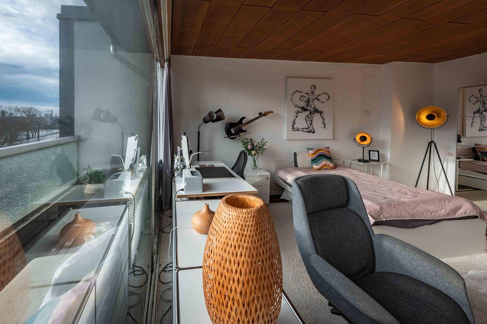 Prenájom bytu 5-izbový 24 m², Deutzer Freiheit 51, Köln, Severné Porýnie - Westfálsko Prenájom bytu 5-izbový 24 m², Deutzer Freiheit 51, Köln, Severné Porýnie - Westfálsko