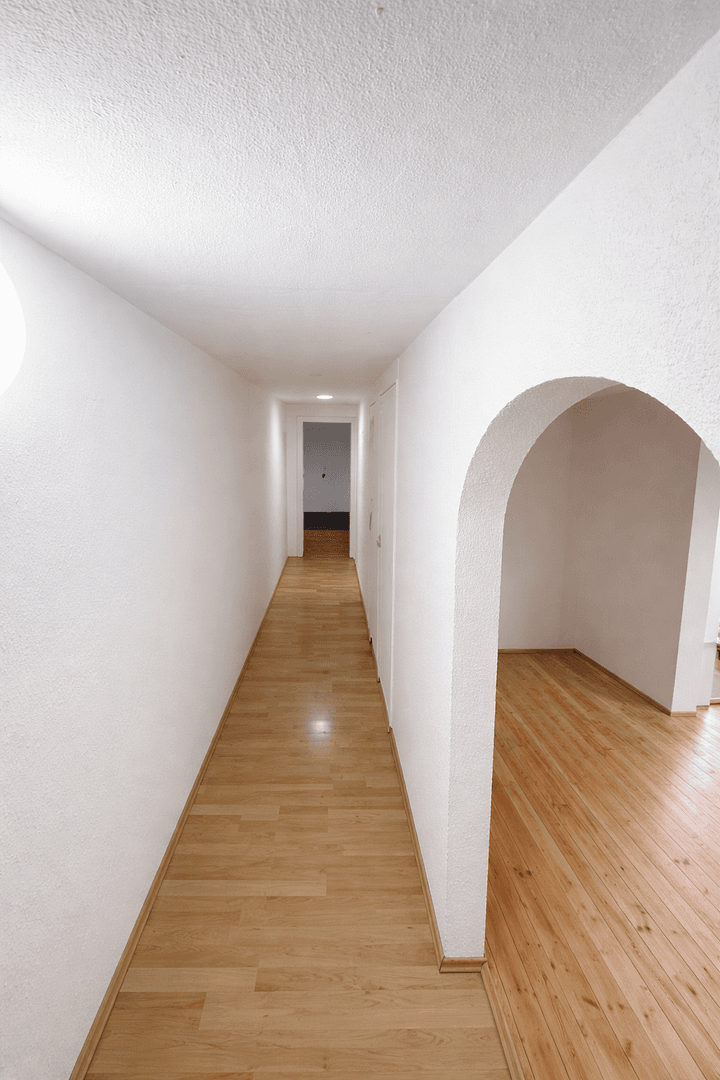 Prenájom bytu 3-izbový 75 m², Salem, Bádensko-Wurttembersko Prenájom bytu 3-izbový 75 m², Salem, Bádensko-Wurttembersko