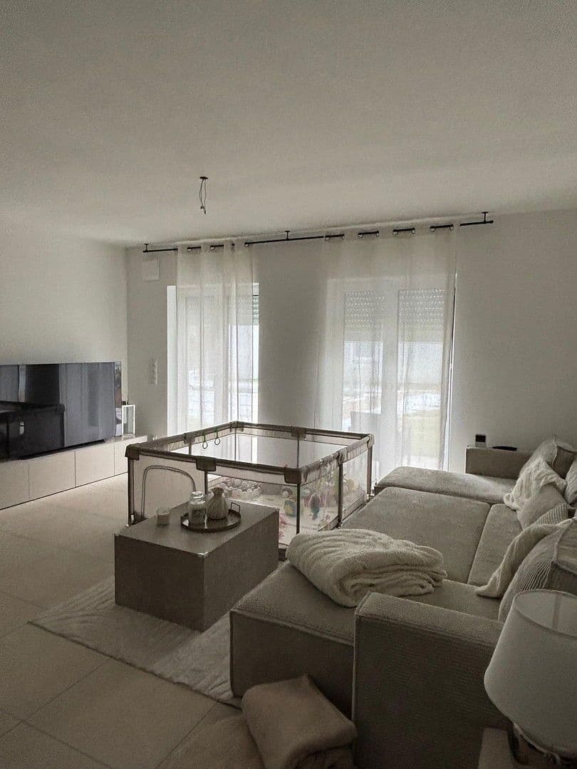 Prenájom bytu 3-izbový 83 m², Bahnhofstr. 18b, Grafing, Bavorsko Prenájom bytu 3-izbový 83 m², Bahnhofstr. 18b, Grafing, Bavorsko