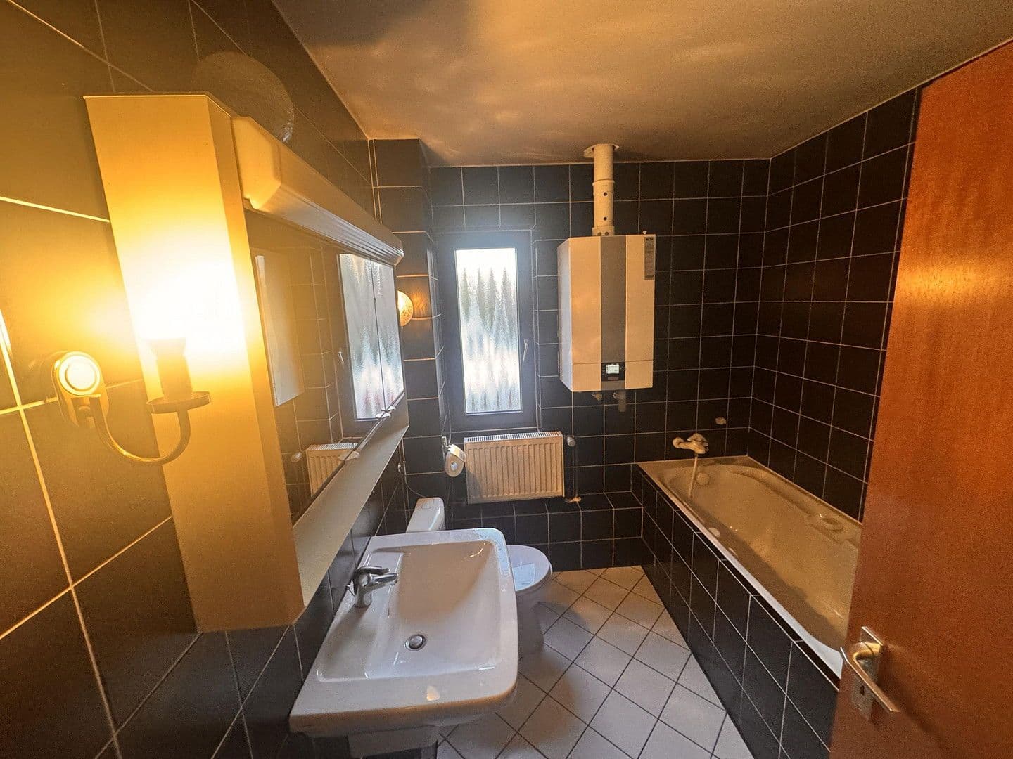 Predaj domu 127 m², pozemek 189 m², Düsseldorf, Severné Porýnie - Westfálsko Predaj domu 127 m², pozemek 189 m², Düsseldorf, Severné Porýnie - Westfálsko