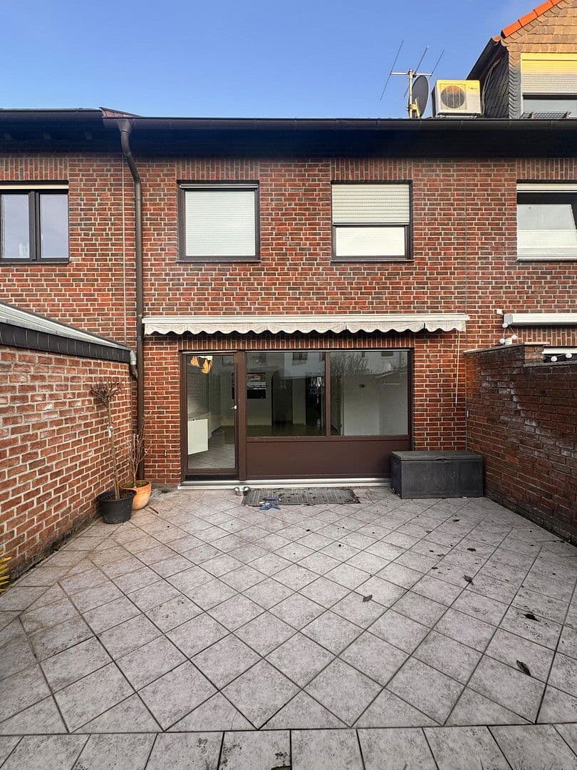 Predaj domu 127 m², pozemek 189 m², Düsseldorf, Severné Porýnie - Westfálsko Predaj domu 127 m², pozemek 189 m², Düsseldorf, Severné Porýnie - Westfálsko