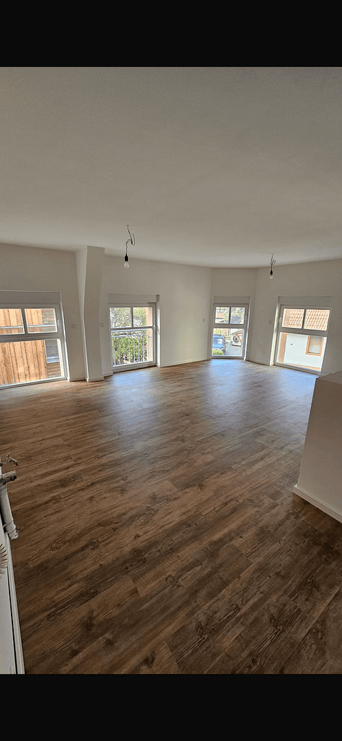 Predaj domu 175 m², pozemek 100 m², Rathausstr. 27, Hasselroth, Hesensko Predaj domu 175 m², pozemek 100 m², Rathausstr. 27, Hasselroth, Hesensko