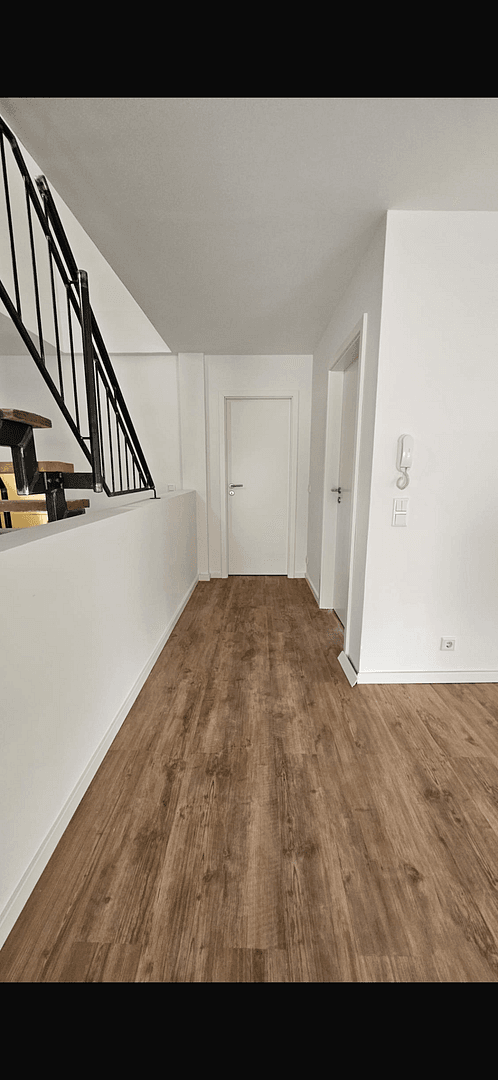 Predaj domu 175 m², pozemek 100 m², Rathausstr. 27, Hasselroth, Hesensko Predaj domu 175 m², pozemek 100 m², Rathausstr. 27, Hasselroth, Hesensko