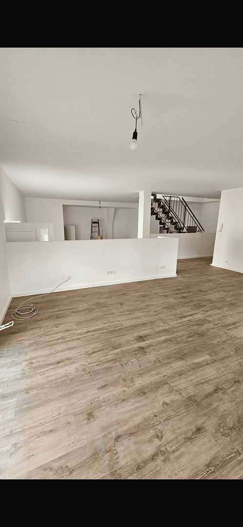 Predaj domu 175 m², pozemek 100 m², Rathausstr. 27, Hasselroth, Hesensko Predaj domu 175 m², pozemek 100 m², Rathausstr. 27, Hasselroth, Hesensko