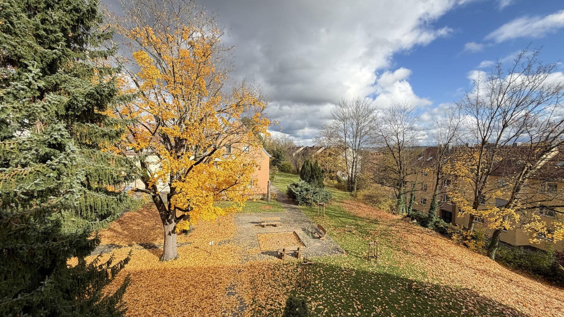 Prenájom bytu 4-izbový 89 m², Hardenbergplatz 8, Nürnberg, Bavorsko Prenájom bytu 4-izbový 89 m², Hardenbergplatz 8, Nürnberg, Bavorsko