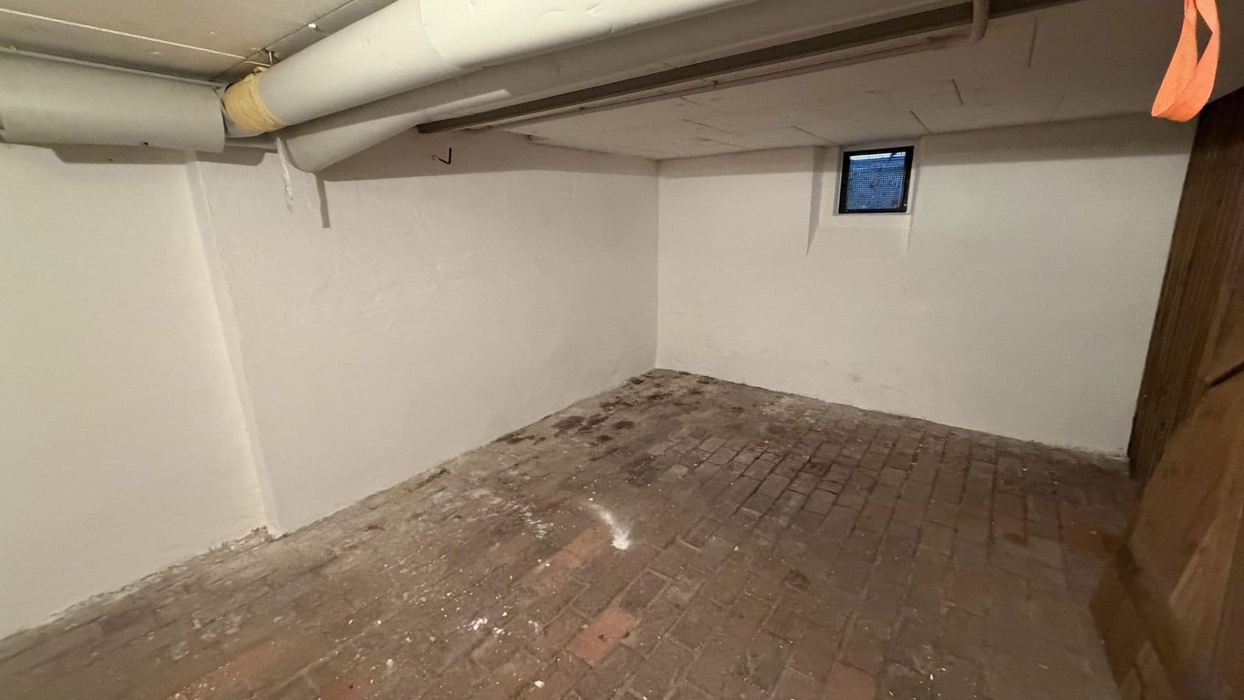 Prenájom bytu 4-izbový 89 m², Hardenbergplatz 8, Nürnberg, Bavorsko Prenájom bytu 4-izbový 89 m², Hardenbergplatz 8, Nürnberg, Bavorsko