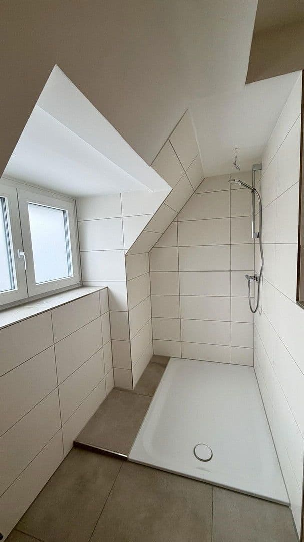 Prenájom bytu 4-izbový 89 m², Hardenbergplatz 8, Nürnberg, Bavorsko Prenájom bytu 4-izbový 89 m², Hardenbergplatz 8, Nürnberg, Bavorsko