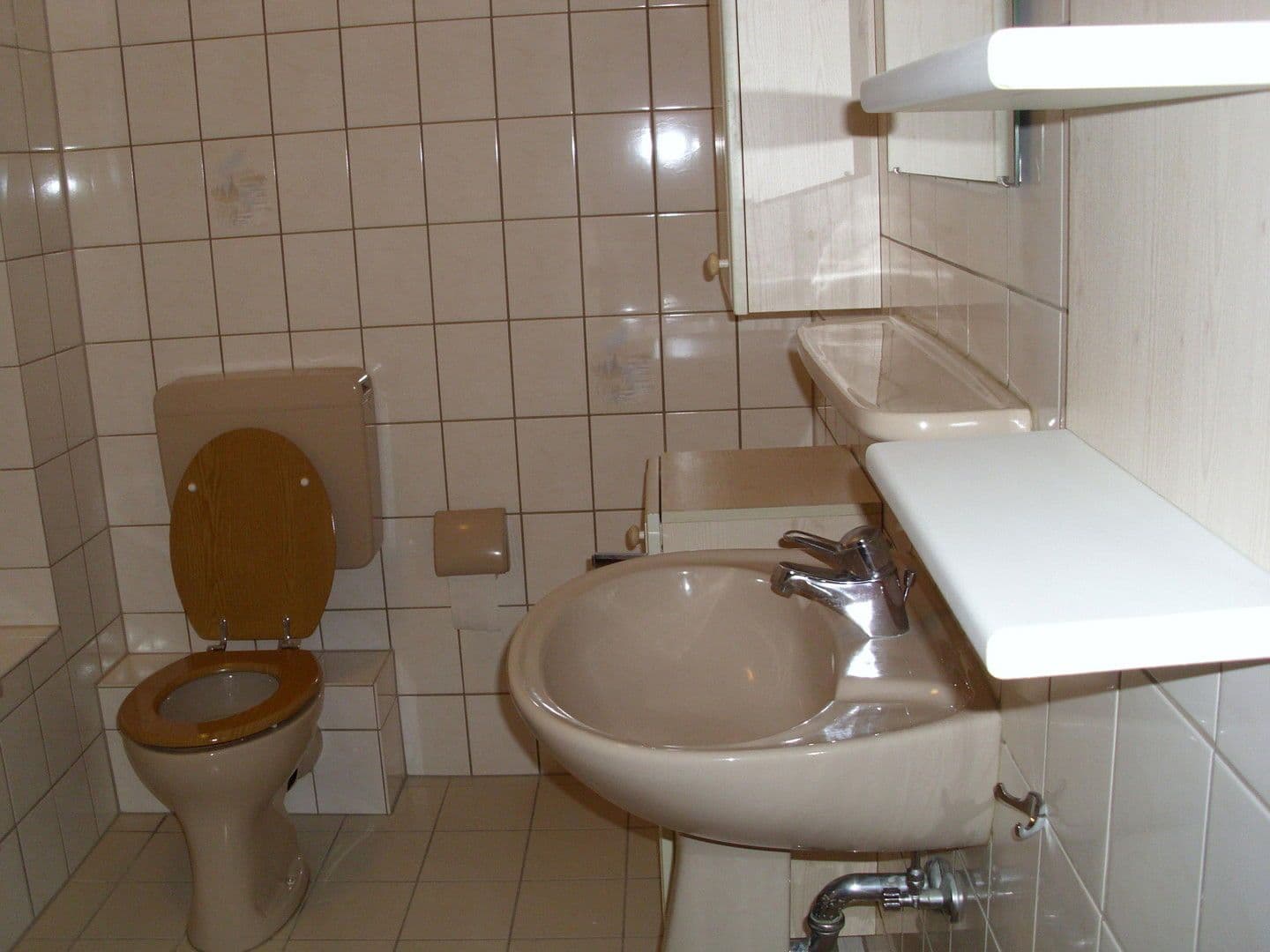 Predaj bytu 2-izbový 61 m², Ramonvillestr. 4a, Karben, Hesensko Predaj bytu 2-izbový 61 m², Ramonvillestr. 4a, Karben, Hesensko