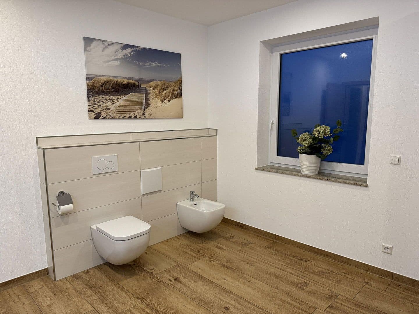 Predaj domu 227 m², pozemek 639 m², Laupheim, Bádensko-Wurttembersko Predaj domu 227 m², pozemek 639 m², Laupheim, Bádensko-Wurttembersko