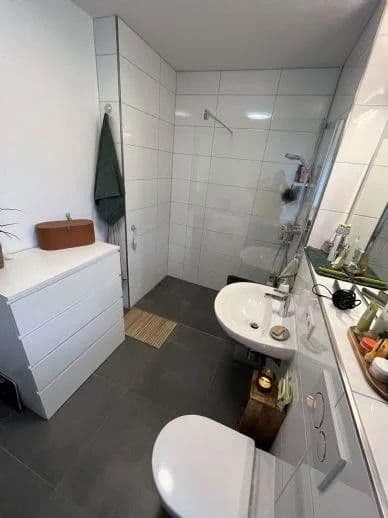 Prenájom bytu 3-izbový 80 m², Schlierbachstraße 17, Hetzles, Bavorsko Prenájom bytu 3-izbový 80 m², Schlierbachstraße 17, Hetzles, Bavorsko