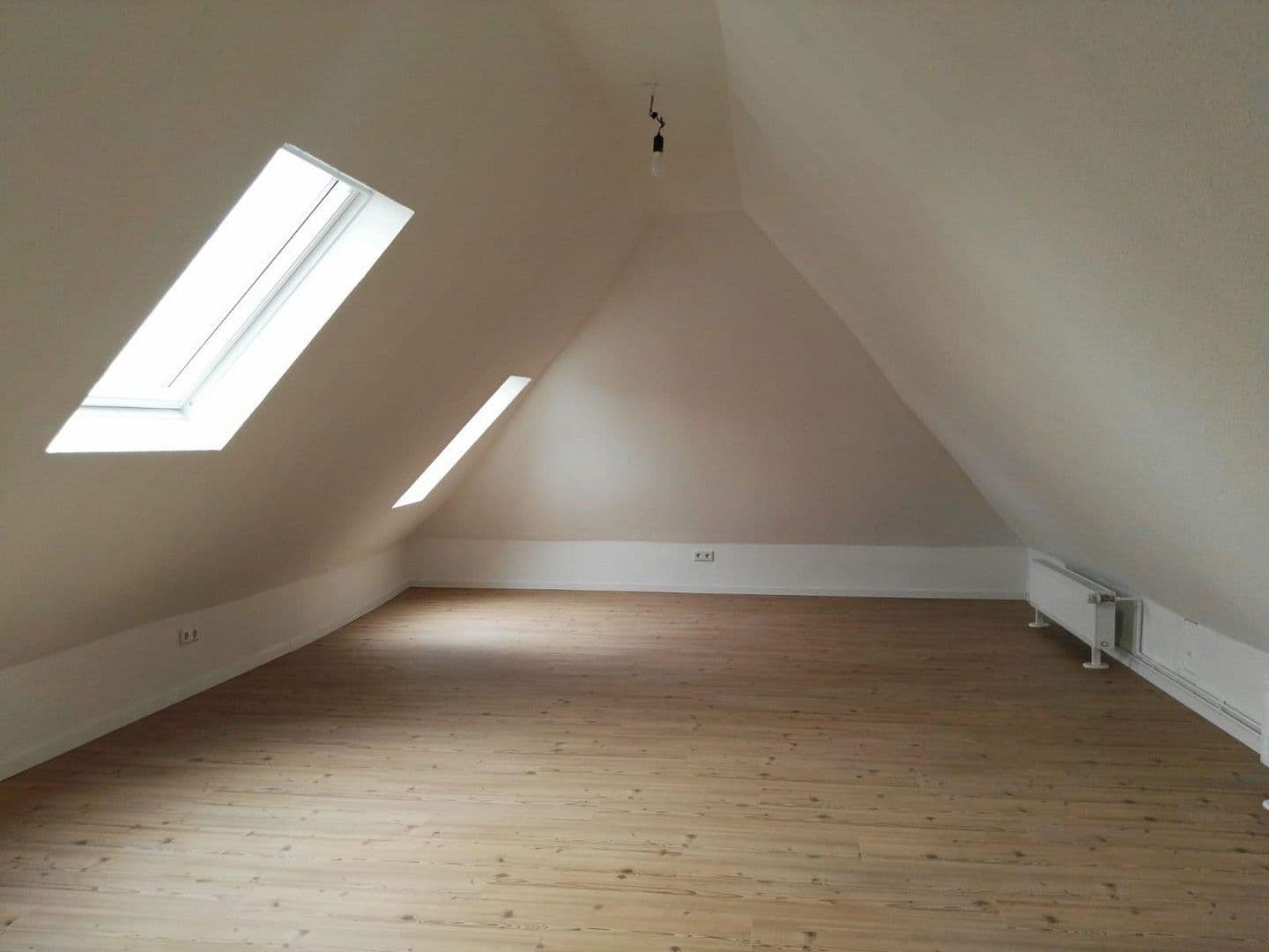 Prenájom bytu 6-izbový 160 m², Breite Str. 7, Algermissen, Dolné Sasko Prenájom bytu 6-izbový 160 m², Breite Str. 7, Algermissen, Dolné Sasko