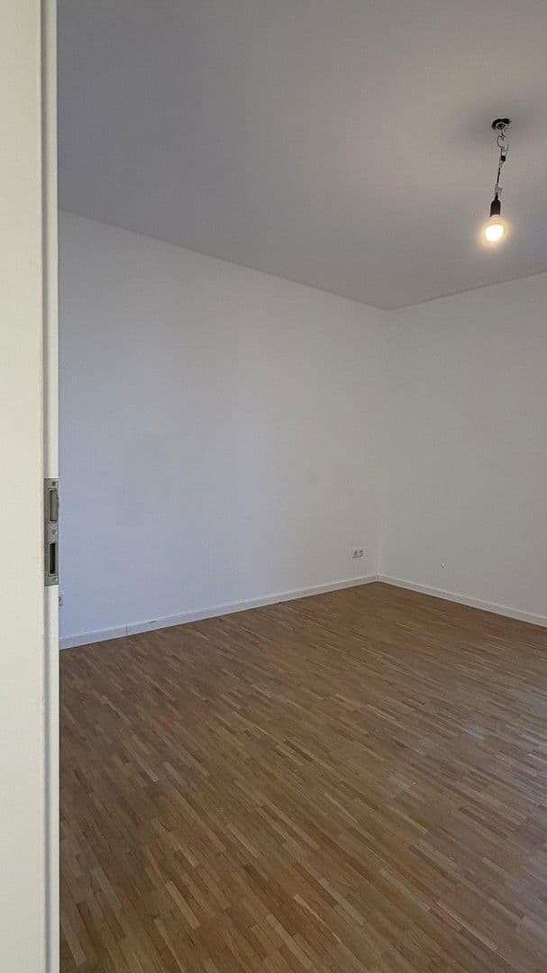 Predaj bytu 4-izbový 92 m², München, Bavorsko Predaj bytu 4-izbový 92 m², München, Bavorsko