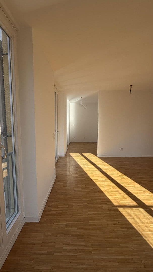 Predaj bytu 4-izbový 92 m², München, Bavorsko Predaj bytu 4-izbový 92 m², München, Bavorsko