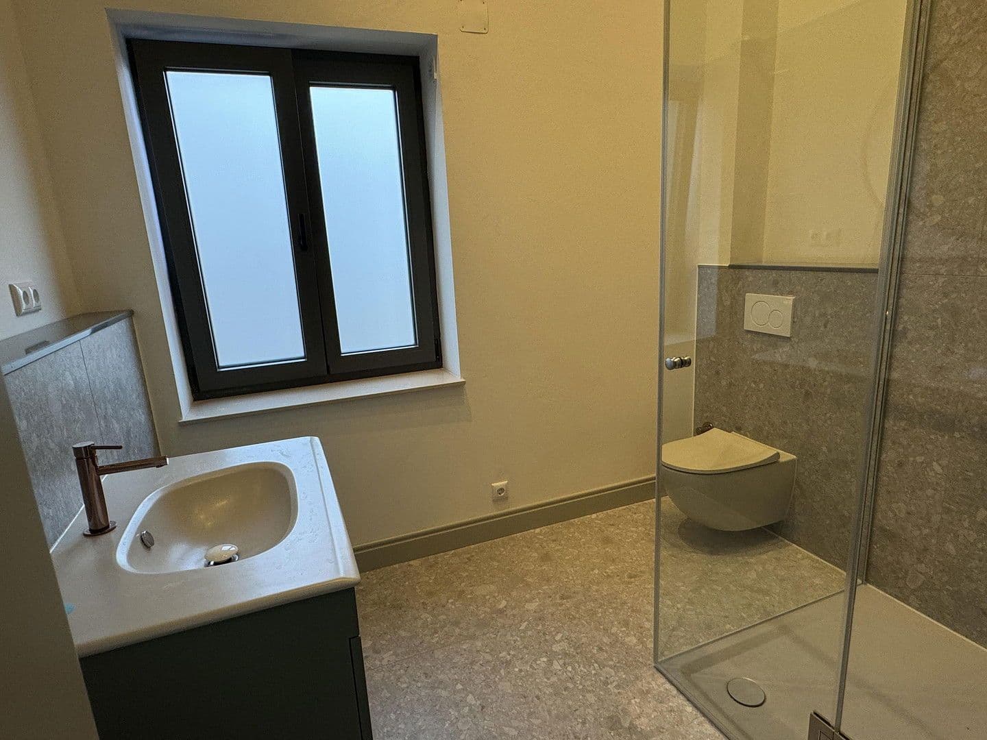 Prenájom domu 140 m², pozemek 175 m², Hamburg, Hamburg Prenájom domu 140 m², pozemek 175 m², Hamburg, Hamburg