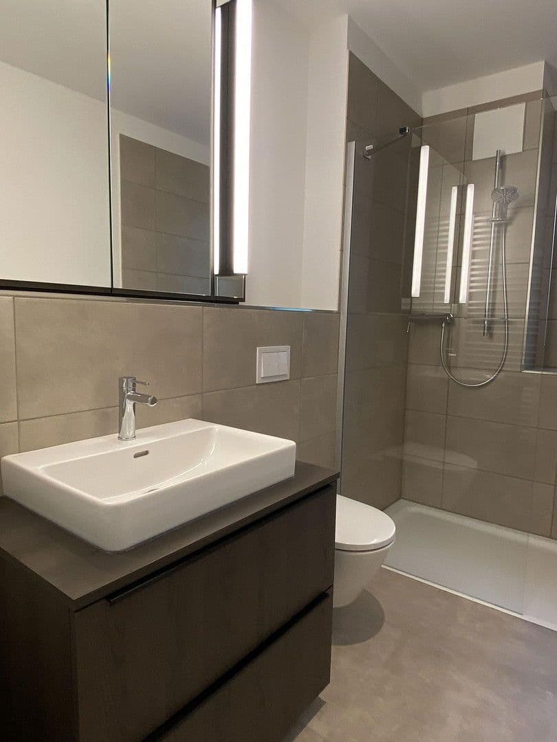 Prenájom bytu 4-izbový 112 m², Uhlenhorster Weg 31B, Hamburg, Hamburg Prenájom bytu 4-izbový 112 m², Uhlenhorster Weg 31B, Hamburg, Hamburg