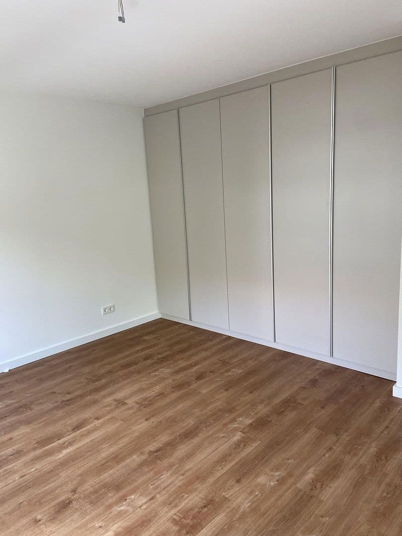 Prenájom bytu 4-izbový 112 m², Uhlenhorster Weg 31B, Hamburg, Hamburg Prenájom bytu 4-izbový 112 m², Uhlenhorster Weg 31B, Hamburg, Hamburg