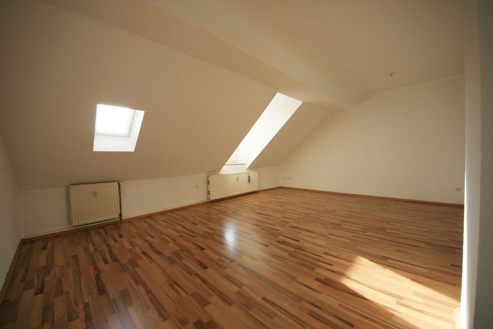 Predaj bytu 3-izbový 80 m², Witteringstraße 77, Essen, Severné Porýnie - Westfálsko Predaj bytu 3-izbový 80 m², Witteringstraße 77, Essen, Severné Porýnie - Westfálsko