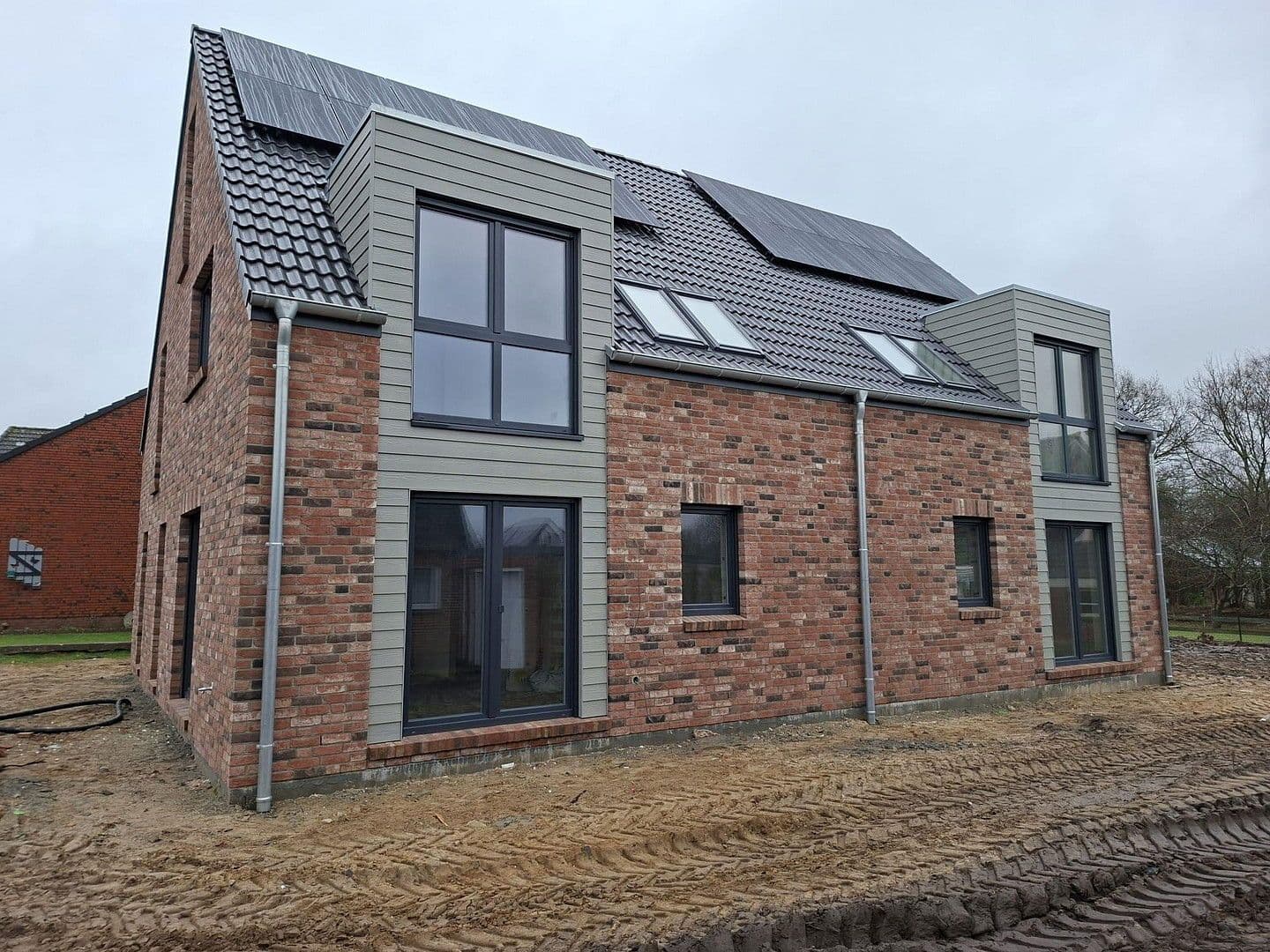 Prenájom domu 129 m², pozemek 400 m², Mildstedt, Šlezvicko-Holštajnsko Prenájom domu 129 m², pozemek 400 m², Mildstedt, Šlezvicko-Holštajnsko