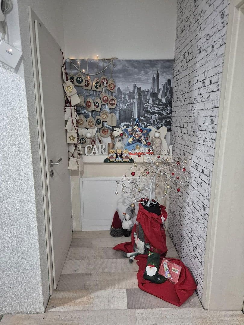 Predaj domu 140 m², pozemek 530 m², Winterbach, Bádensko-Wurttembersko Predaj domu 140 m², pozemek 530 m², Winterbach, Bádensko-Wurttembersko