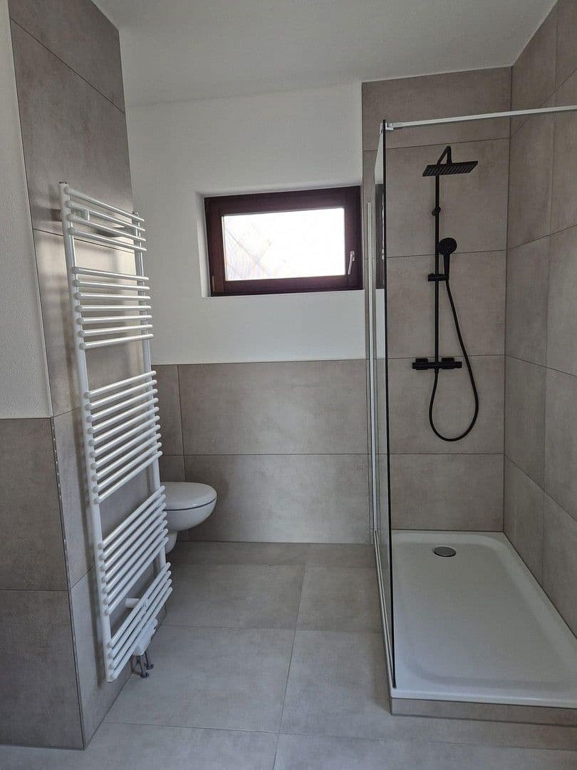 Prenájom bytu 3-izbový 78 m², Akazienweg 6, Schwäbisch Gmünd, Bádensko-Wurttembersko Prenájom bytu 3-izbový 78 m², Akazienweg 6, Schwäbisch Gmünd, Bádensko-Wurttembersko