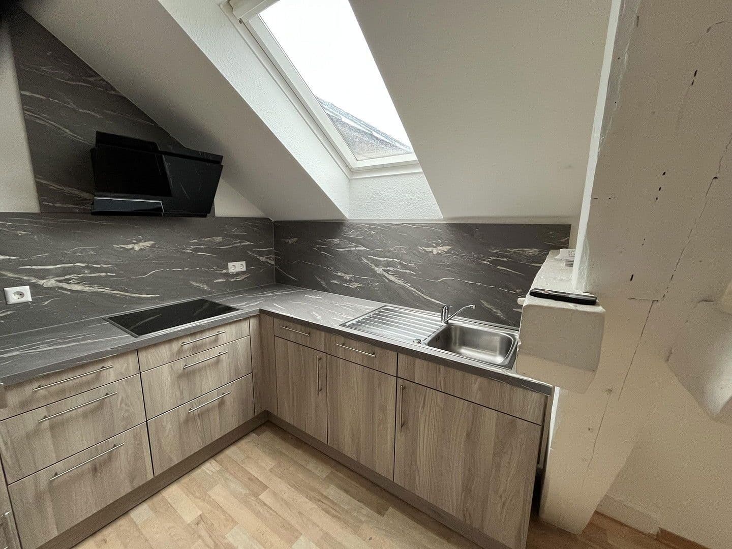 Prenájom bytu 3-izbový 62 m², Ingelfingen, Bádensko-Wurttembersko Prenájom bytu 3-izbový 62 m², Ingelfingen, Bádensko-Wurttembersko