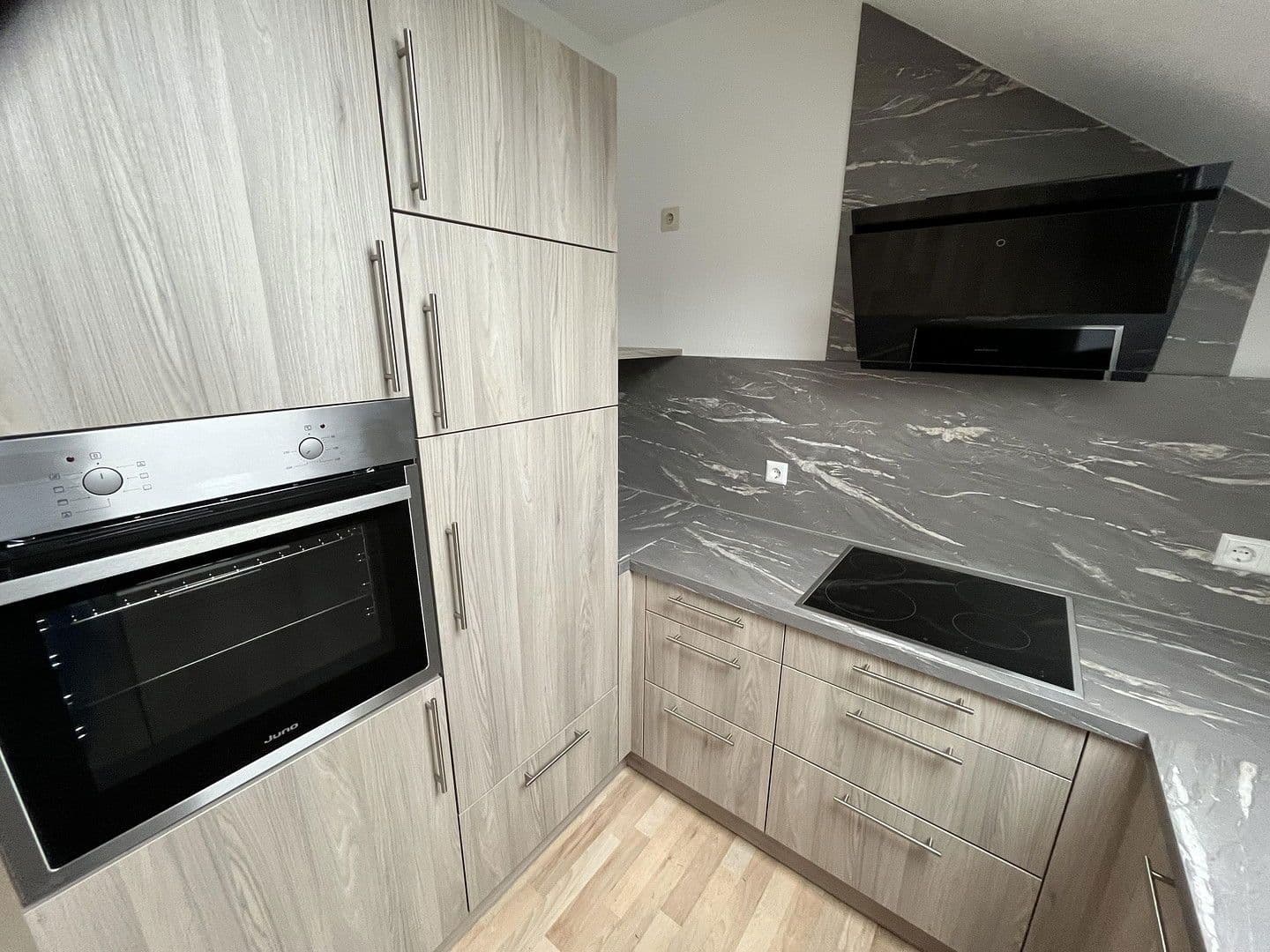 Prenájom bytu 3-izbový 62 m², Ingelfingen, Bádensko-Wurttembersko Prenájom bytu 3-izbový 62 m², Ingelfingen, Bádensko-Wurttembersko