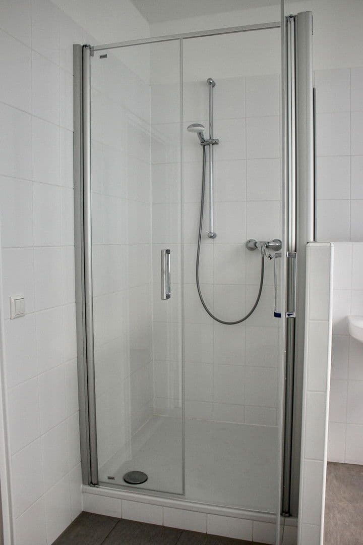 Prenájom bytu 5-izbový 114 m², Am Buchenbaum 21, Duisburg, Severné Porýnie - Westfálsko Prenájom bytu 5-izbový 114 m², Am Buchenbaum 21, Duisburg, Severné Porýnie - Westfálsko