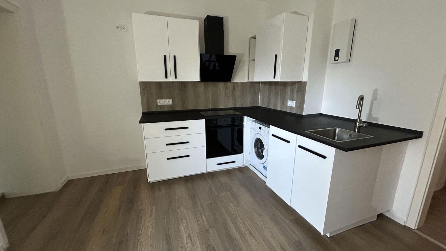 Prenájom bytu 2-izbový 51 m², Liebknechtstr. 87, Oberhausen, Severné Porýnie - Westfálsko Prenájom bytu 2-izbový 51 m², Liebknechtstr. 87, Oberhausen, Severné Porýnie - Westfálsko