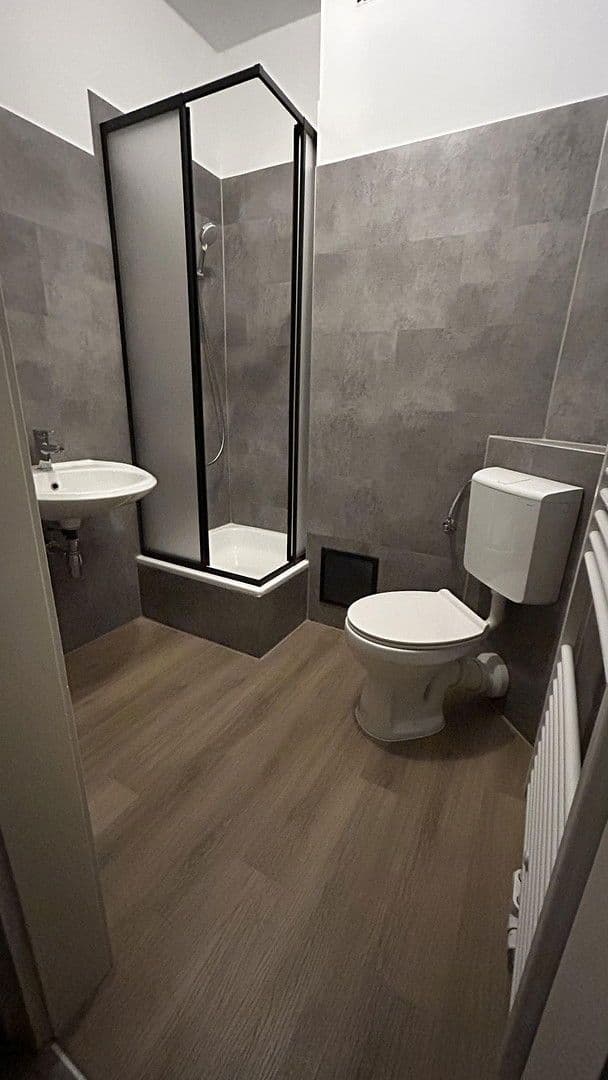 Prenájom bytu 2-izbový 51 m², Liebknechtstr. 87, Oberhausen, Severné Porýnie - Westfálsko Prenájom bytu 2-izbový 51 m², Liebknechtstr. 87, Oberhausen, Severné Porýnie - Westfálsko