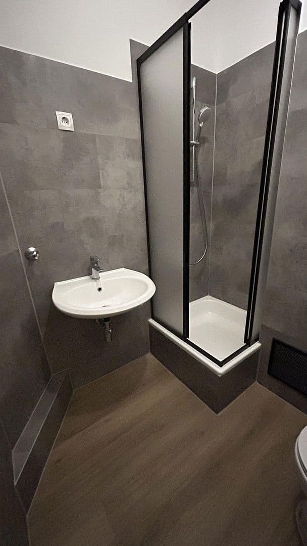 Prenájom bytu 2-izbový 51 m², Liebknechtstr. 87, Oberhausen, Severné Porýnie - Westfálsko Prenájom bytu 2-izbový 51 m², Liebknechtstr. 87, Oberhausen, Severné Porýnie - Westfálsko