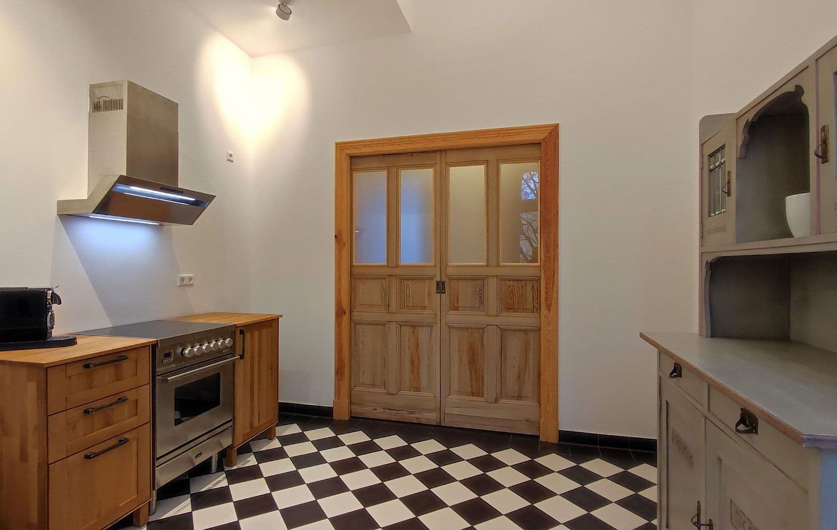 Prenájom bytu 3-izbový 104 m², Yorckstr. 84b, Berlin, Berlín Prenájom bytu 3-izbový 104 m², Yorckstr. 84b, Berlin, Berlín