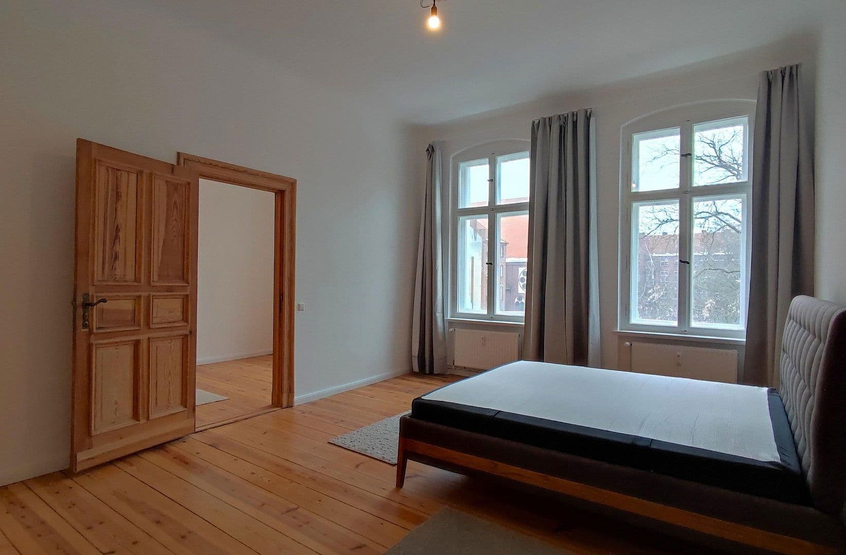 Prenájom bytu 3-izbový 104 m², Yorckstr. 84b, Berlin, Berlín Prenájom bytu 3-izbový 104 m², Yorckstr. 84b, Berlin, Berlín