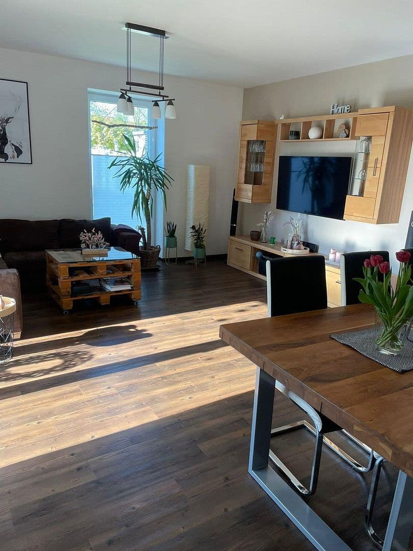 Predaj bytu 3-izbový 86 m², Nienburger Straße 72, Sulingen, Dolné Sasko Predaj bytu 3-izbový 86 m², Nienburger Straße 72, Sulingen, Dolné Sasko